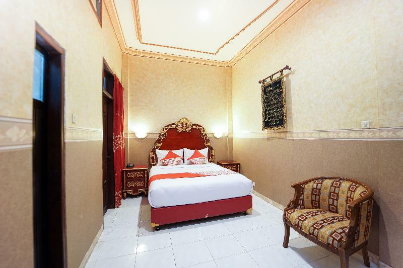 Oyo 231 Hotel Andita Syariah Surabaya Exterior foto